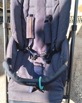 trio inglesi a jeans