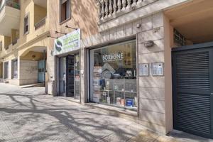 NEGOZIO A SASSARI