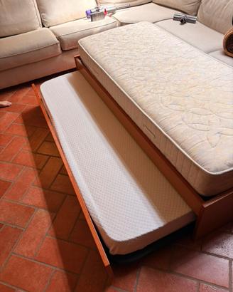 Letto singolo con letto estraibile