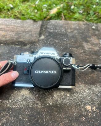 Olympus OM-10 vintage + custodia originale