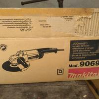 smerigliatrice makita