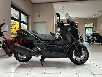 Yamaha X-Max 300 TECH MAX