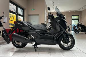 Yamaha X-Max 300 TECH MAX