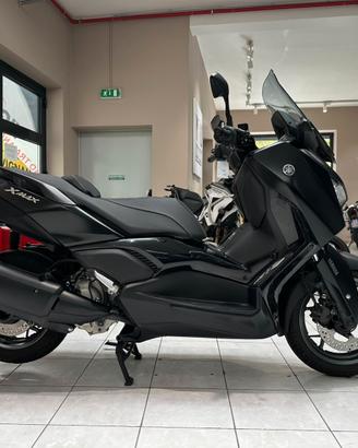 Yamaha X-Max 300 TECH MAX