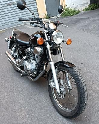 Yamaha XV250 Virago Nera