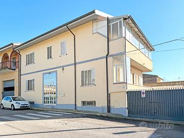 Bifamiliare piano terra con cantina e posto auto