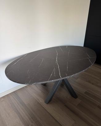 Tavolo design ovale nero in Fenix, nuovo 180cm