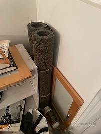 Rotolo di gomma sughero isolante per pavimenti