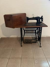 Macchina da cucire NECCHI