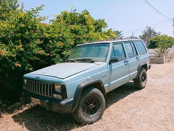 Jeep Cherokee 2.1 4x4