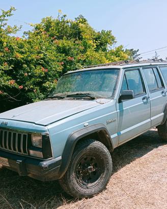 Jeep Cherokee 2.1 4x4