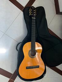 Chitarra con custodia