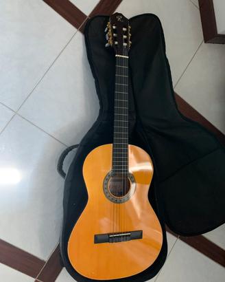 Chitarra con custodia