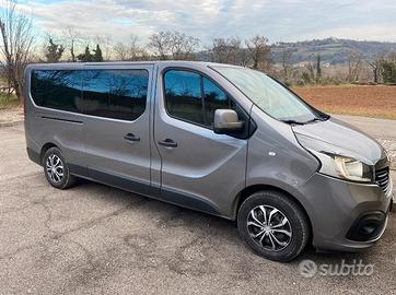 Renault trafic camper