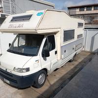 camper 6 posti porta moto