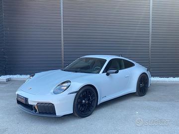 Porsche 911 Carrera 4 GTS Coupè 541 CV (992.2)
