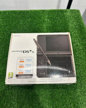 Nintendo DS XL