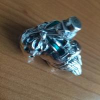 cicogna  in argento con bimbo nel fagotto 