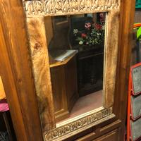 Specchio etnico con mensola in similpelle