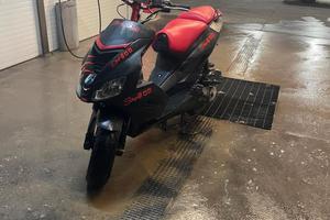 Aprilia SR factory 50