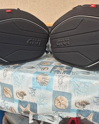 Borse laterali morbide Givi EA101B