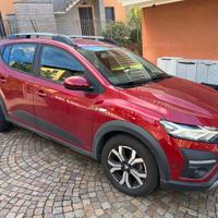 Dacia Sandero Stepway TCe 90 – 11/2022 – 36.800 km