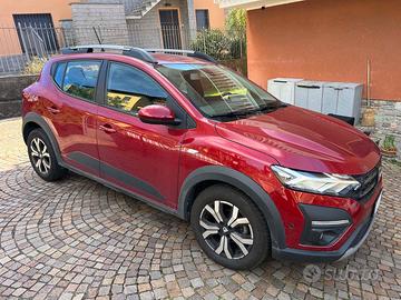 Dacia Sandero Stepway TCe 90 – 11/2022 – 36.800 km