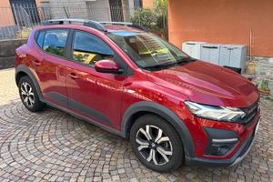 Dacia Sandero Stepway TCe 90 – 11/2022 – 36.800 km
