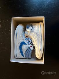 Scarpe bimbo
