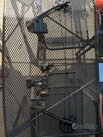 Arco compound con frecce