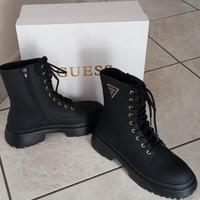 Anfibi donna Guess