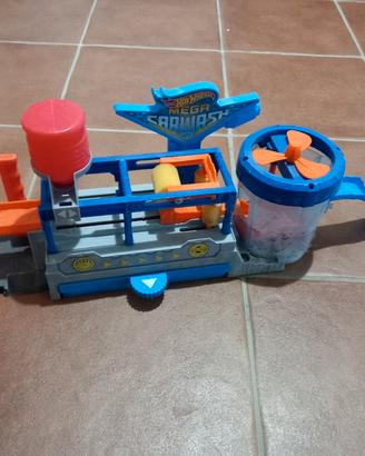 autolavaggio hot wheels 