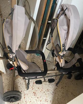 TRICICLO PER BAMBINI GEMELLARE