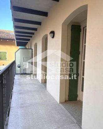 Appartamento di 75 m² con 3 locali e box auto a Ro
