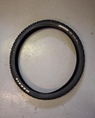 Maxxis Assegai 29x2.50 3C maxxgrip TR DH casing