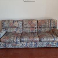 Divano tre posti