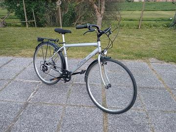 bicicletta uomo ruote da 28 cambio 6 velocità 