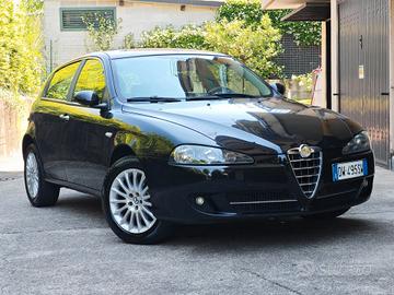 Alfa Romeo 147 1.6 BENZINA 120cv / 61.000km / Unip