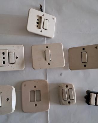 Set 8 Interruttori deviatori prese placca bticino