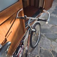 bicicletta MTB Specialized Hardrock