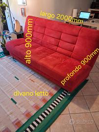 divano letto in tessuto rosso 