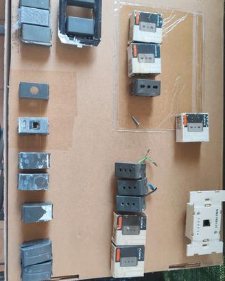 Materiale elettrico GEWISS  - ABB - VIMAR 