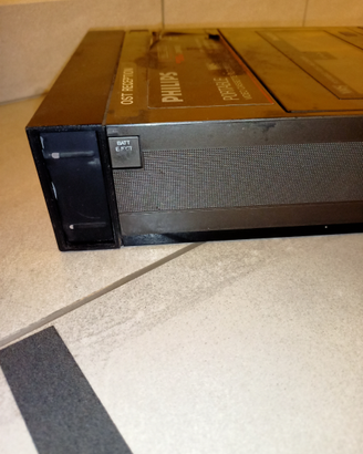 Vhs video recorder