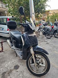 scooter scarabeo 200 ie