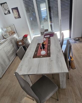 Tavolo e 6 sedie
