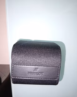 custodia per orologio hublot 