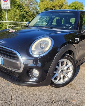 MINI OneD 1,5-5 PORTE-EURO 6B-NAVI-3 REVISIONI-UNI