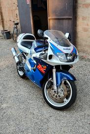 Suzuki gsxr 600
