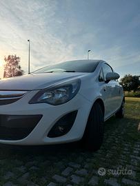 Opel corsa 1.2 eco tech GPL