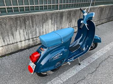Vespa et3 125 primavera jeans